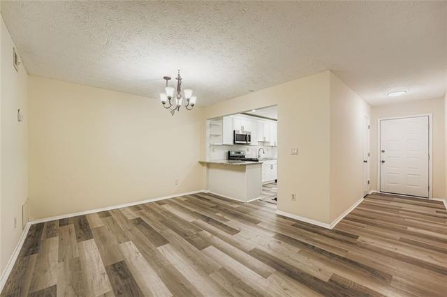 1607 Woodcliff Drive, Atlanta, GA 30350