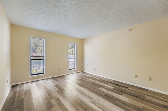1607 Woodcliff Drive, Atlanta, GA 30350
