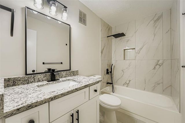 1607 Woodcliff Drive, Atlanta, GA 30350