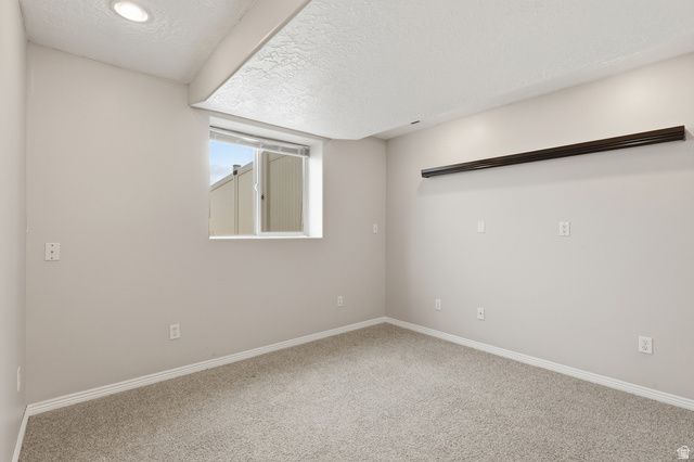 2329 W 1680 N, Clinton, UT 84015