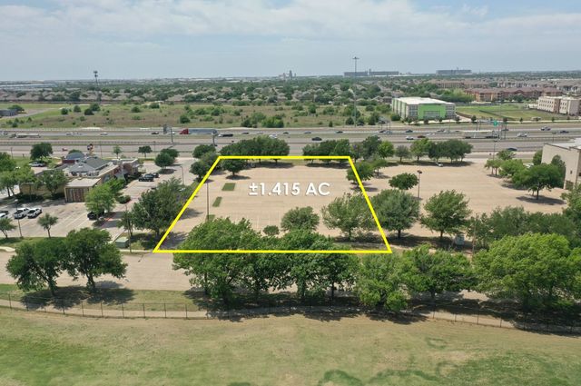 5900 North Freeway, Fort Worth, TX 76137