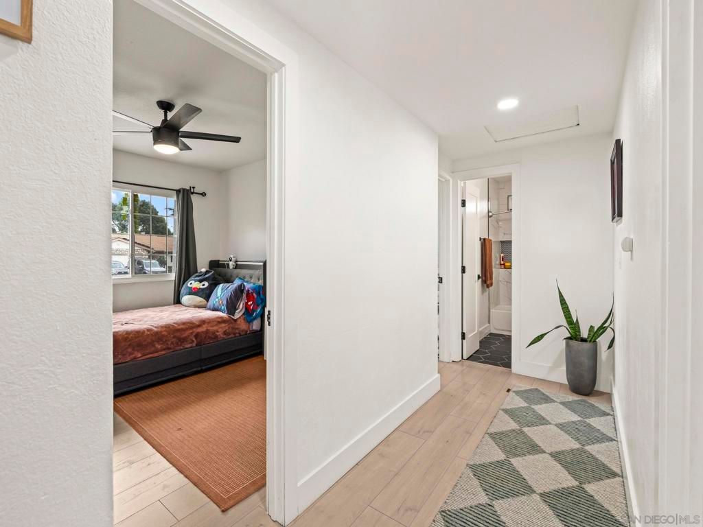 Image 7 of property listing at 10252 Santana Street, Santee, CA 92071
