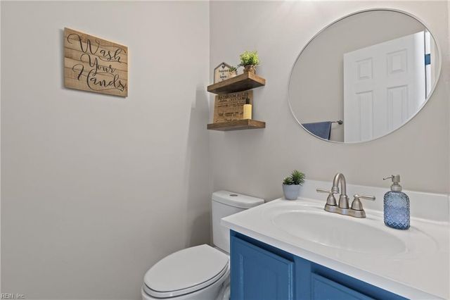 404 Adorn CT, Suffolk, VA 23434