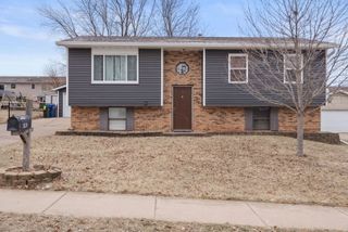 2629 Sheffield Drive, Davenport, IA 52806