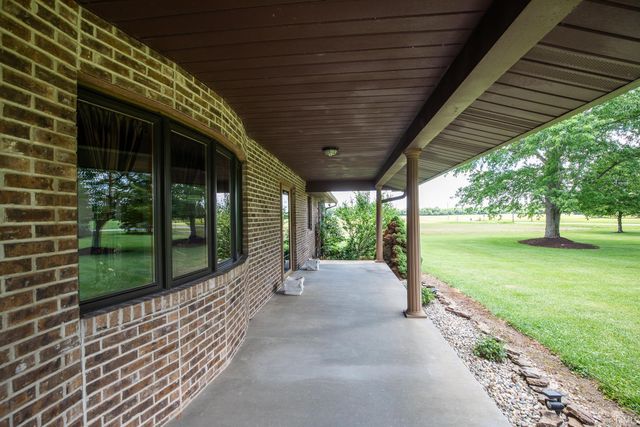 10787 N 300 W, Huntington, IN 46750