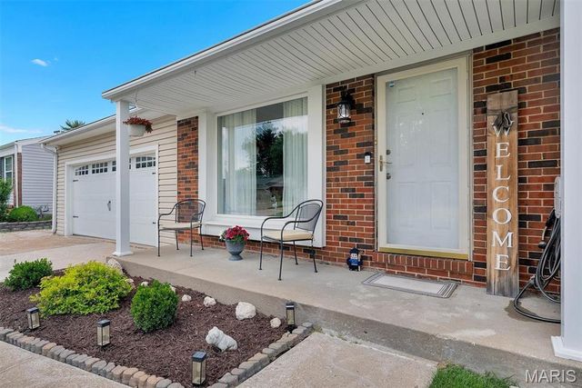 3256 Janton Lane, St Charles, MO 63301