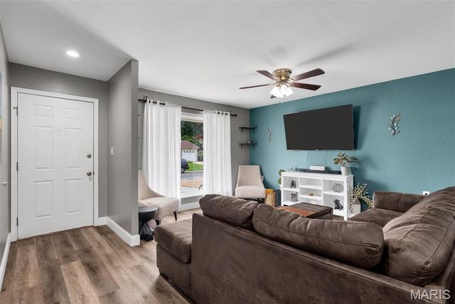 3256 Janton Lane, St Charles, MO 63301
