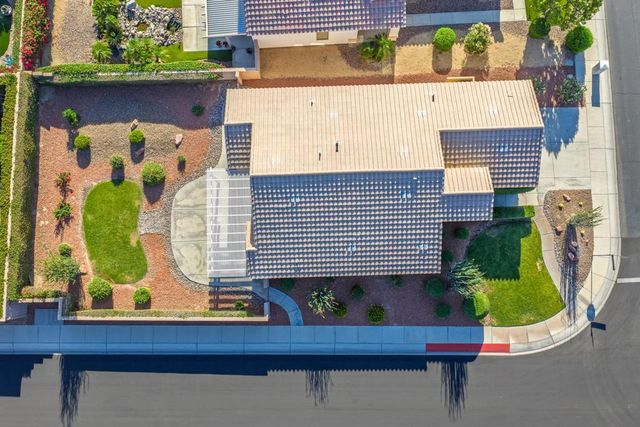 78208 Silverleaf Court, Palm Desert, CA 92211