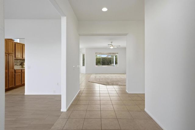 78208 Silverleaf Court, Palm Desert, CA 92211