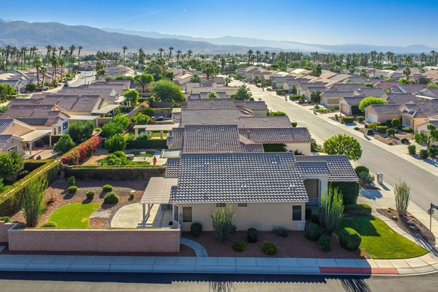78208 Silverleaf Court, Palm Desert, CA 92211