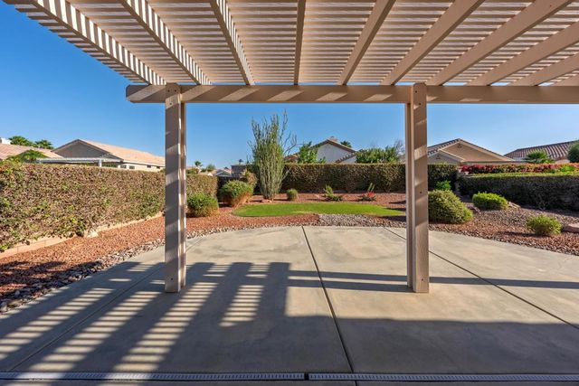 78208 Silverleaf Court, Palm Desert, CA 92211