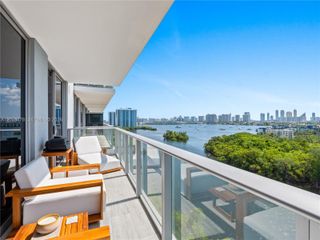 16385 Biscayne Blvd 1117, North Miami Beach, FL 33160