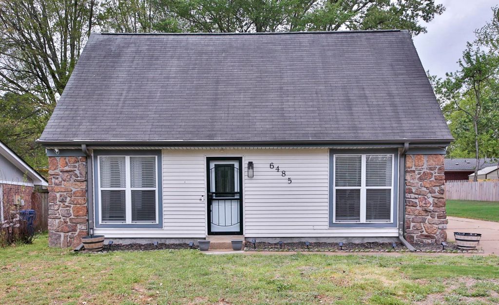 6485 YORKSHIRE RD, Horn Lake, MS 38637