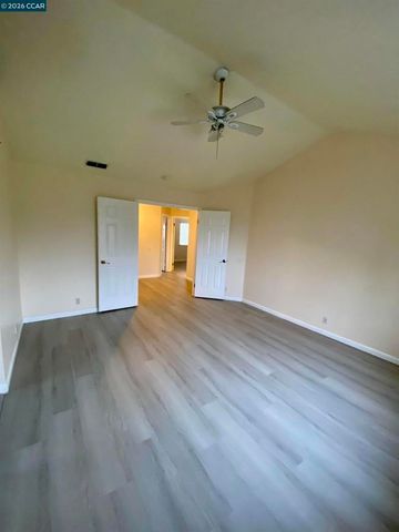 1729 Alum Rock Ct, Modesto, CA 95358