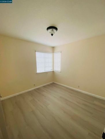1729 Alum Rock Ct, Modesto, CA 95358