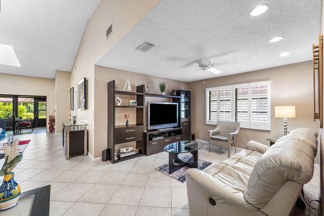 6375 KINGS GATE Circle, Delray Beach, FL 33484