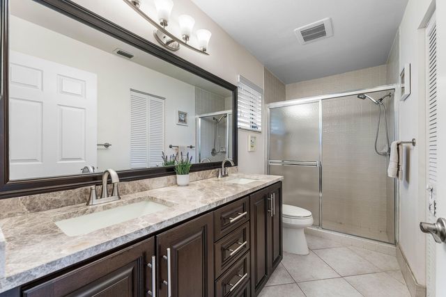 6375 KINGS GATE Circle, Delray Beach, FL 33484