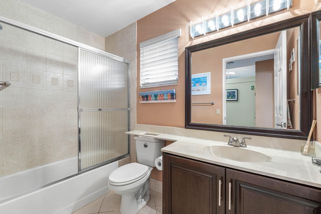 6375 KINGS GATE Circle, Delray Beach, FL 33484