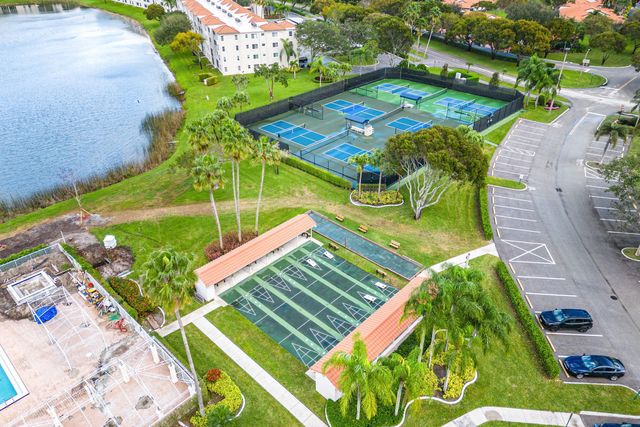 6375 KINGS GATE Circle, Delray Beach, FL 33484