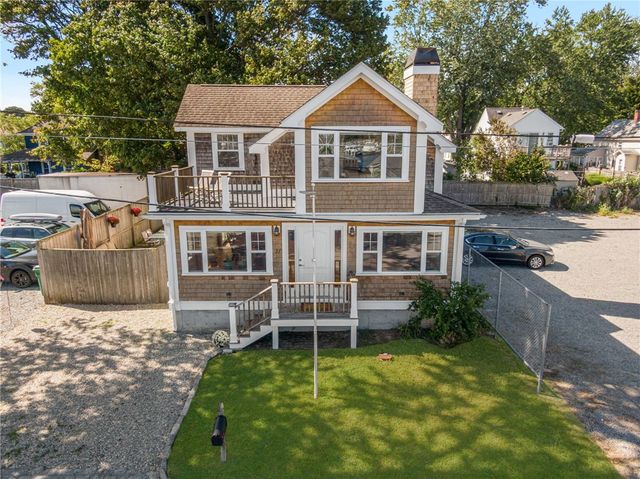 27 Seminole Street, Warwick, RI 02889