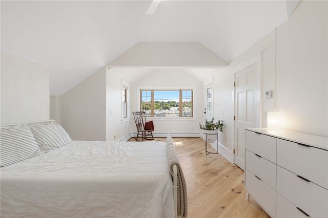 27 Seminole Street, Warwick, RI 02889