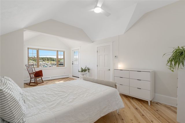27 Seminole Street, Warwick, RI 02889
