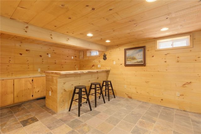 27 Seminole Street, Warwick, RI 02889