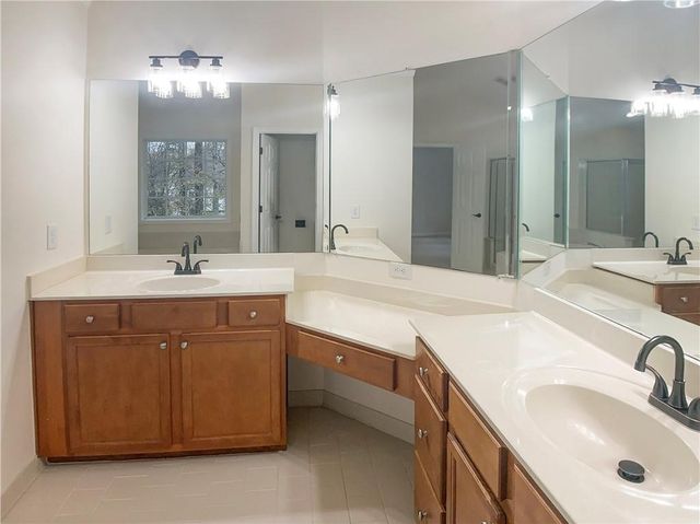 545 Gran Heritage Way, Dacula, GA 30019