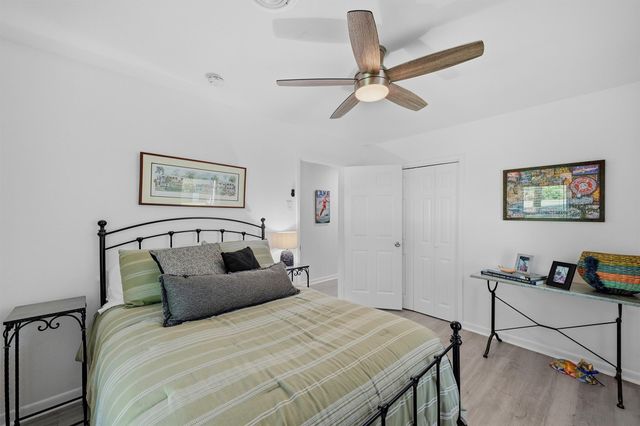 1118 Kiowa Drive W, Gainesville, TX 76240