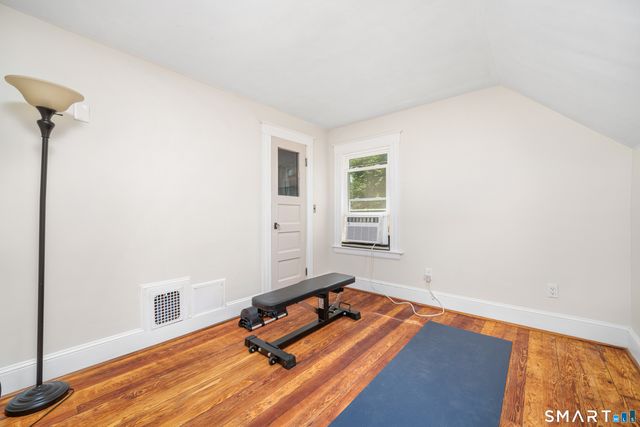 77 Commonwealth Avenue, New Britain, CT 06053