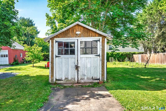 77 Commonwealth Avenue, New Britain, CT 06053