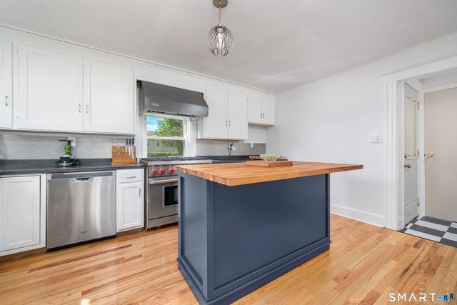77 Commonwealth Avenue, New Britain, CT 06053