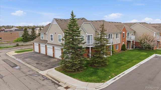 1980 Monarch Drive 23, Shelby Charter Township, MI 48316
