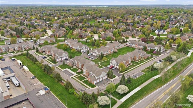 1980 Monarch Drive 23, Shelby Charter Township, MI 48316