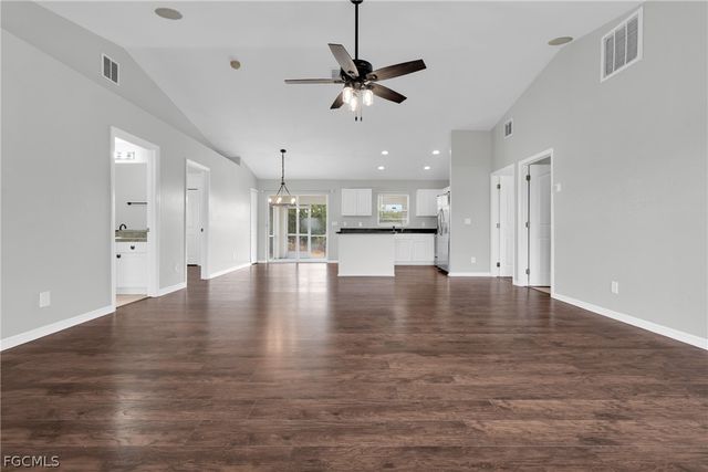 6121 Hutton CT, Fort Myers, FL 33905