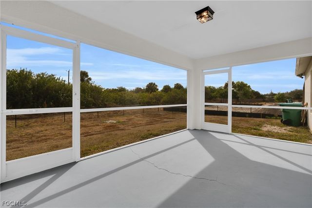 6121 Hutton CT, Fort Myers, FL 33905