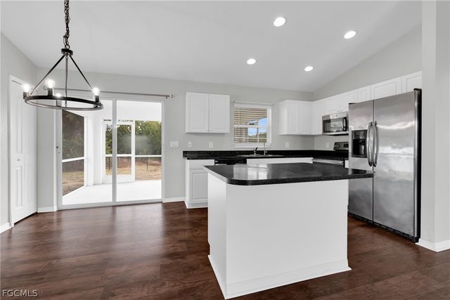 6121 Hutton CT, Fort Myers, FL 33905