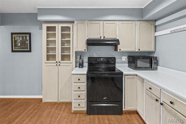 17 Westgate Drive, Pontoon Beach, IL 62040