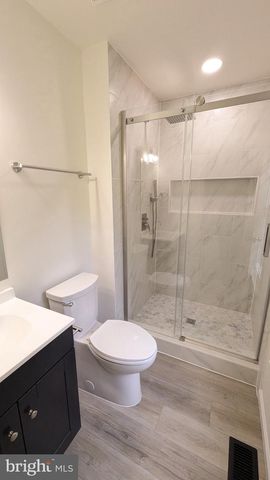3015 BROMLEY CT, Woodbridge, VA 22192