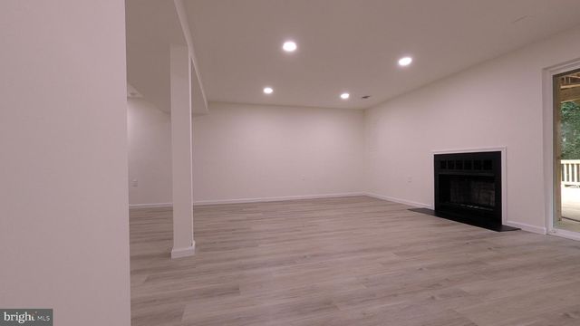 3015 BROMLEY CT, Woodbridge, VA 22192
