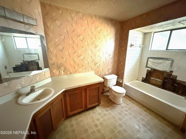 12311 AUTUMNBROOK Trail W, Jacksonville, FL 32258