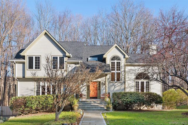 1400 Chatham Lane, Yorktown Heights, NY 10598