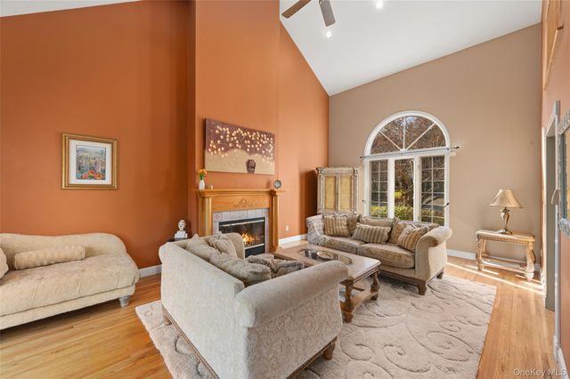 1400 Chatham Lane, Yorktown Heights, NY 10598