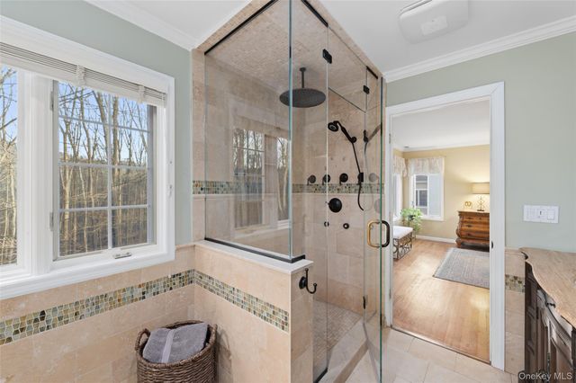 1400 Chatham Lane, Yorktown Heights, NY 10598