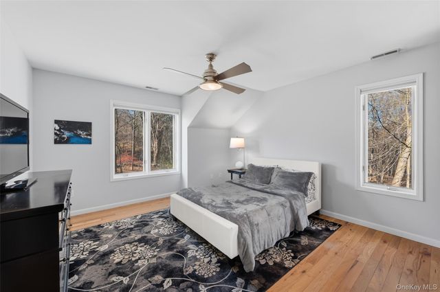 1400 Chatham Lane, Yorktown Heights, NY 10598