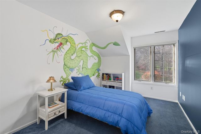 1400 Chatham Lane, Yorktown Heights, NY 10598