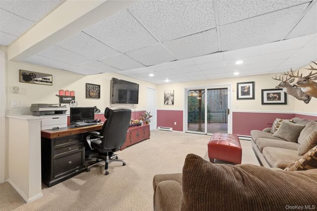 1400 Chatham Lane, Yorktown Heights, NY 10598