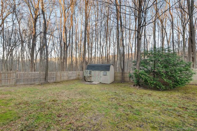 1400 Chatham Lane, Yorktown Heights, NY 10598