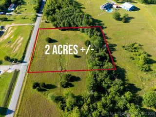 3 E 161st Street, Coweta, OK 74454