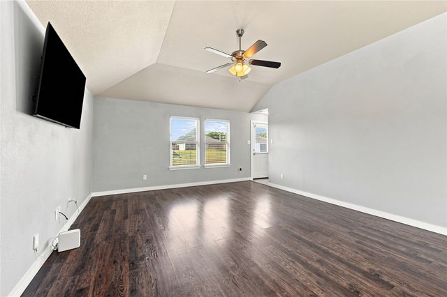 1558 Nottingham Drive, Lancaster, TX 75134